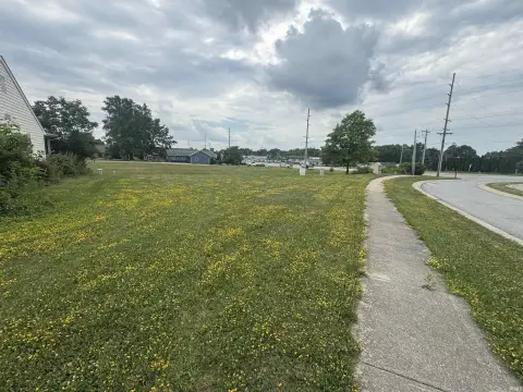 Residential Land off Lima Road
