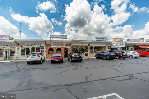Four-Unit Commercial Storefront Package