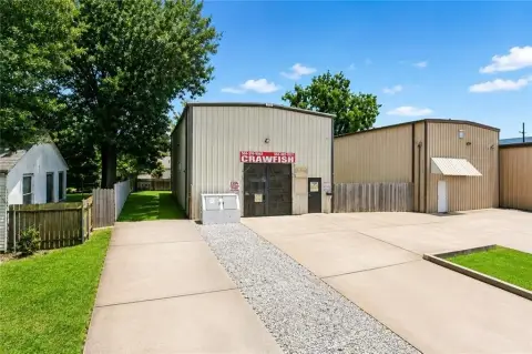 Flex Space with Warehouse