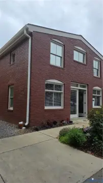 8-Unit Mixed-Use Building