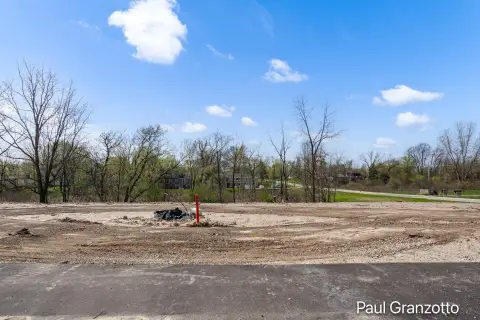 Residential Lot in Kentwood, MI