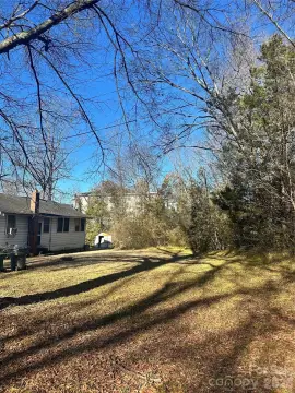 Charlotte Land Near Airport
