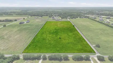 Level 13.5 Acre Homesite Tract