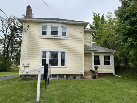 Mixed-Use Live-Work Property
