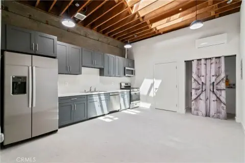 Specialty Commercial Property