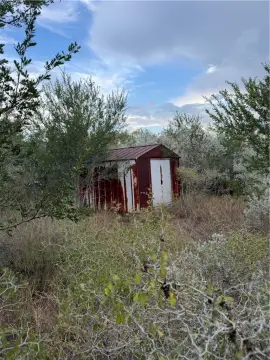 Hunting Land with High Fencing
