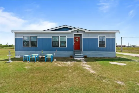 Short-Term Rental Property with Guest Residences