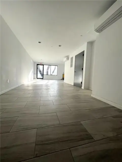 New Commercial Condo with Abatement