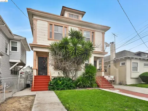Oakland Triplex Near Temescal District