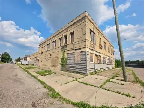 Detroit Commercial Building For Sale