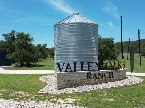 Hondo, TX Homesite in Oak Valley Ranch