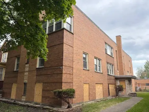 Brick 4-Unit Income Building