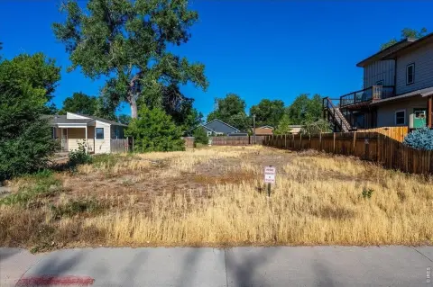 Pull-Through Infill Home Lot