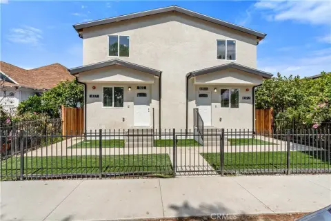 New Los Angeles Townhome Quadruplex