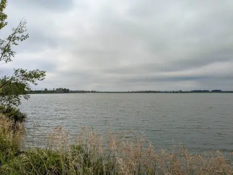 Non-Buildable Lakefront Recreational Land