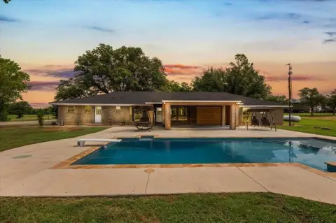 Poolville Farm and Ranch Retreat