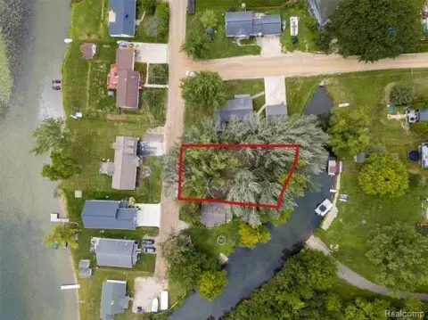 Residential Waterfront Land