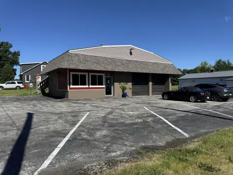 Flex Auto Shop with Overhead Doors