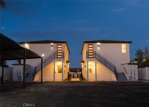 Modern 4-Unit Quadplex