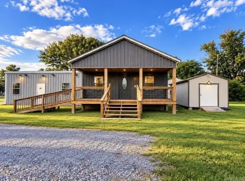 Mixed-Use Property with Outbuildings