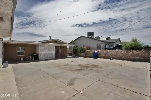 Two-Unit Residential Income Property