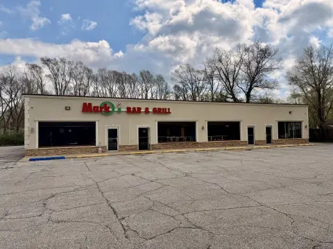 Bar and Restaurant with Outdoor Patio