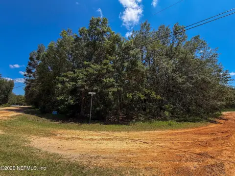 Wooded Corner Home Site