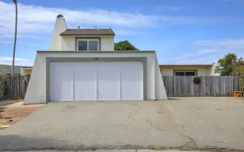Goleta Duplex in University Village