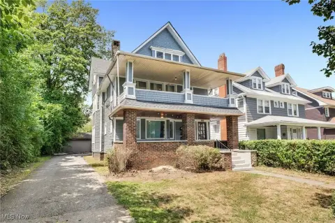 Updated Triplex in Cleveland Heights