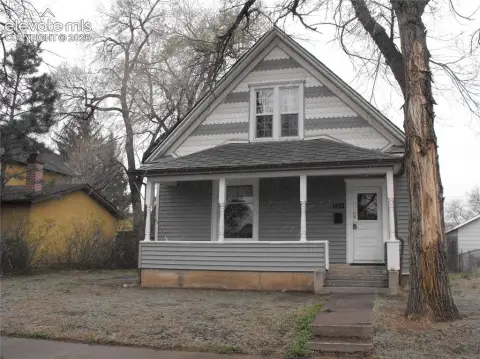 Single-Family Rental with Sunroom