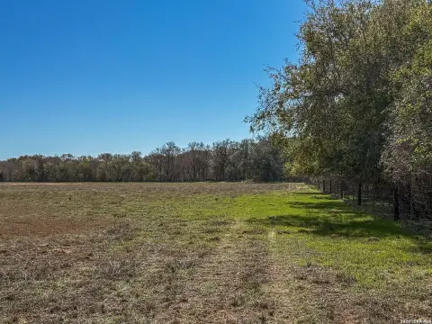 La Vernia Land Opportunity