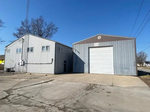 Industrial Shop with Office