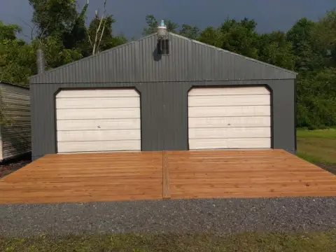 Connected-Garage Auto Shop
