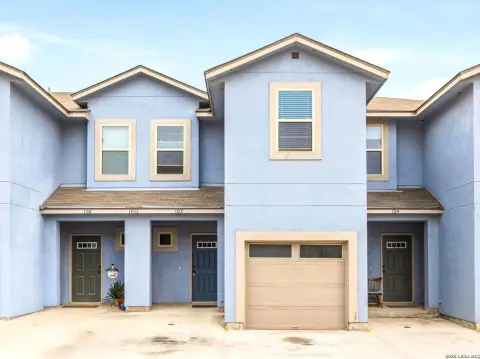Gated Six-Plex With Private Yards