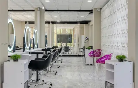 Established Salon in Prime Location