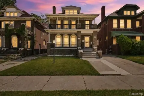 Renovated Two-Unit Duplex