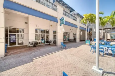 Turnkey Restaurant Opportunity in Pompano