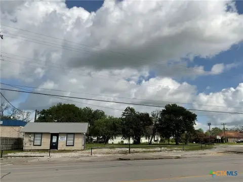 Prime Corner Parcel in Yoakum