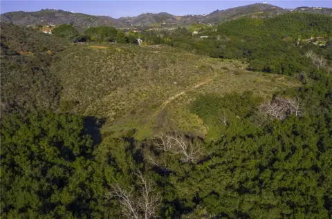 Temecula Land with Oak Trees