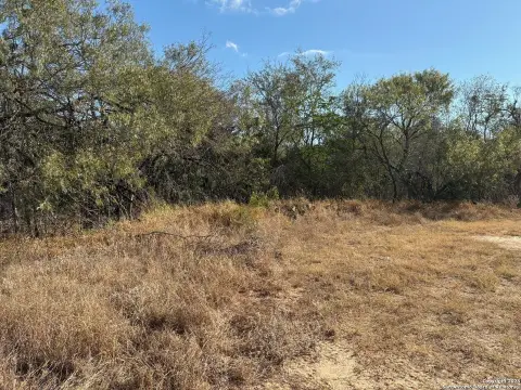 Secluded Land Near Loop 1604