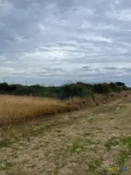 Agricultural Land with Unimproved Lot