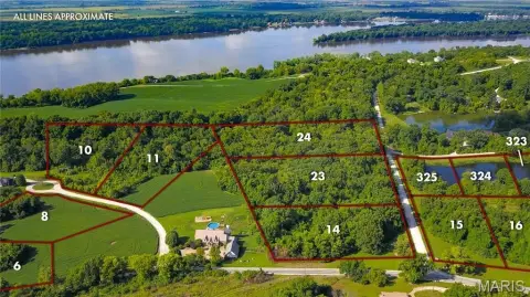 Secluded Lot with River Views