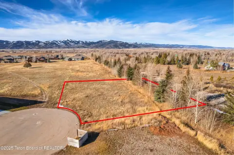 Large Lot in Teton Reserve