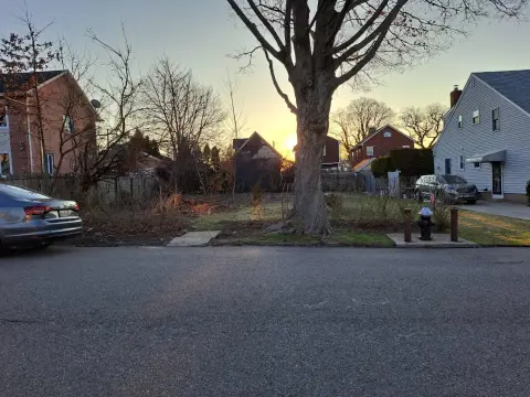 Vacant Land in Whitestone, NY