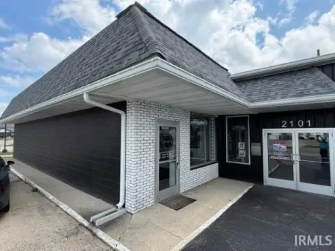 Updated Office-Retail Suite