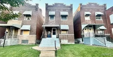 Updated Duplex with Tenant Occupancy