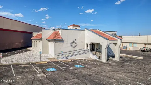 Remodeled NNN Commercial Property
