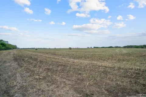 San Antonio Grazing Land Available
