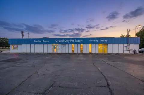 Heated Warehouse with Paved Parking