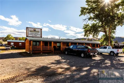 Turnkey Fly Fishing Lodge